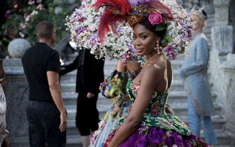 sfilata dolce gabbana lago di como|What it's really like to attend a Dolce & Gabbana couture show.